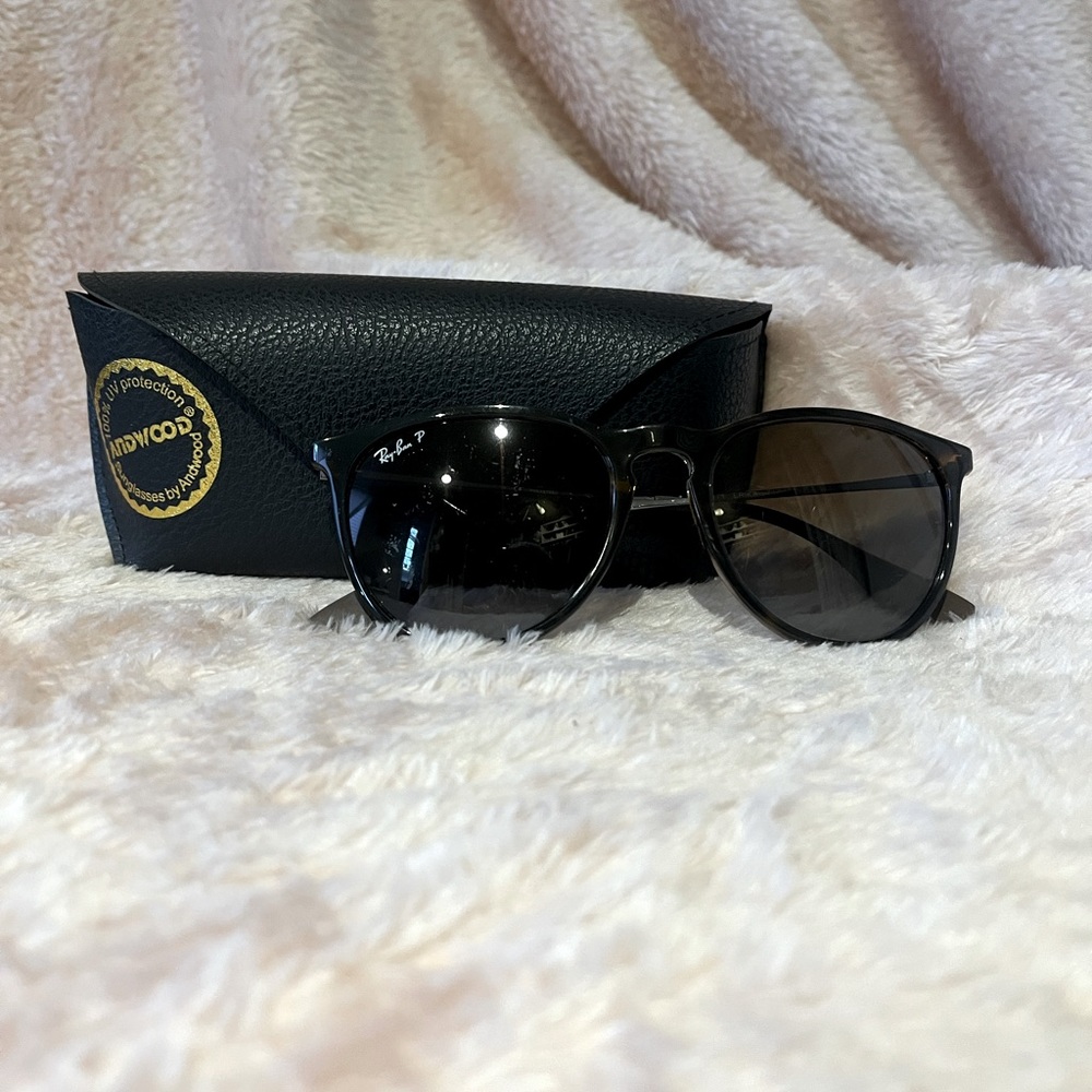 Ray-Ban Erika RB4171 Women's Sunglasses - Black/Gray
